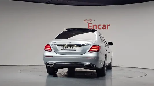 Mercedes-Benz E-Class W213 E400 4MATIC 2017 4