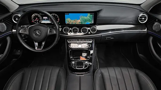 Mercedes-Benz E-Class W213 E400 4MATIC 2017 7