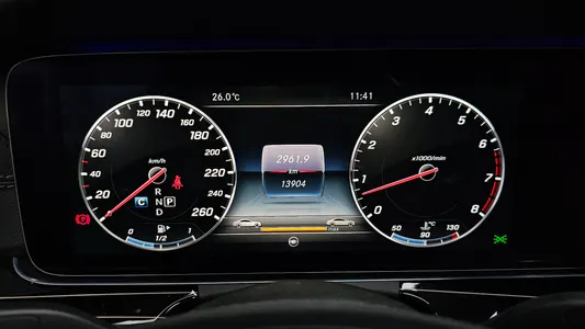Mercedes-Benz E-Class W213 E400 4MATIC 2017 8