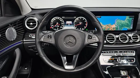 Mercedes-Benz E-Class W213 E400 4MATIC 2017 13