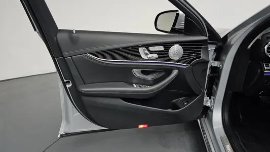 Mercedes-Benz E-Class W213 E400 4MATIC 2017 24