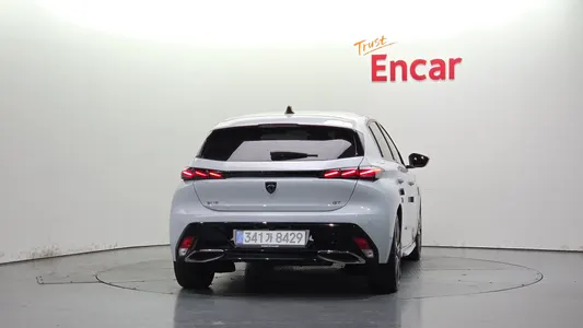 Peugeot 308 3 1.2 GT 2025 4
