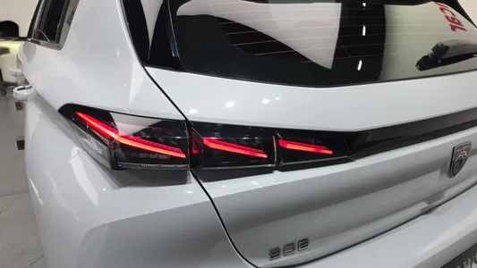 Peugeot 308 3 1.2 GT 2025 24