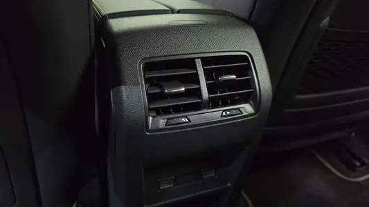 Peugeot 308 3 1.2 GT 2025 33