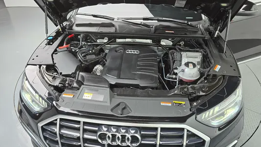 Audi Q5 (FY) 40 TDI 2021 6