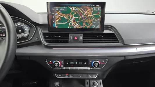 Audi Q5 (FY) 40 TDI 2021 12