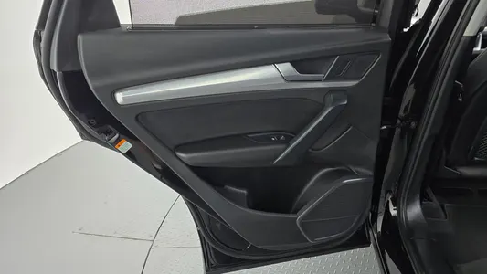 Audi Q5 (FY) 40 TDI 2021 25