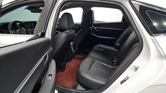 Hyundai (DN8) 2.0 LPG() 2019 11