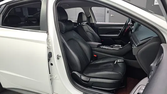 Hyundai (DN8) 2.0 LPG() 2019 12