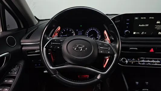 Hyundai (DN8) 2.0 LPG() 2019 14