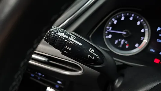 Hyundai (DN8) 2.0 LPG() 2019 15