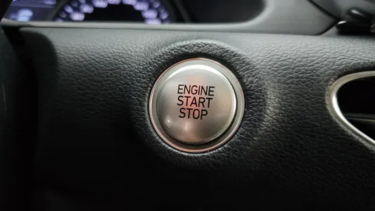 Hyundai (DN8) 2.0 LPG() 2019 28