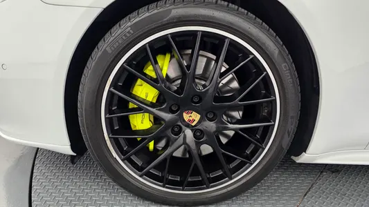 Porsche (971) 2.9 AWD E- 2018 5