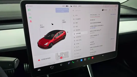 Tesla 3 AWD 2020 8