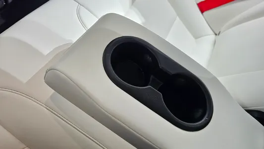Tesla 3 AWD 2020 32