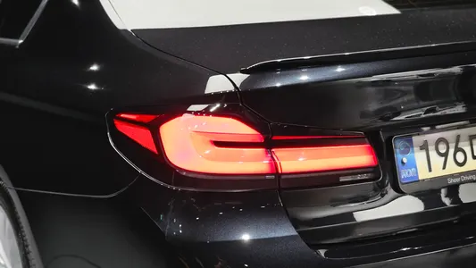 BMW 5 Series (G30) 520i 2021 23