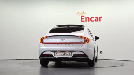 Hyundai (DN8) 2019 4