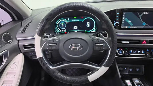 Hyundai (DN8) 2019 14