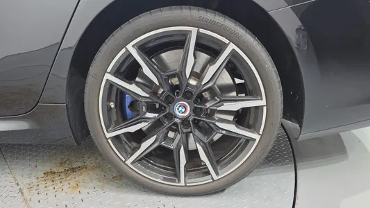 BMW 8 Series (G15) M850i xDrive 2022 21