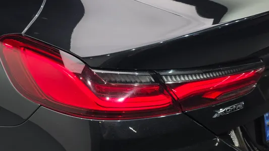 BMW 8 Series (G15) M850i xDrive 2022 23