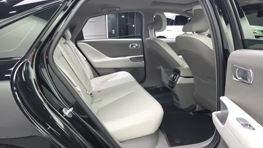 Hyundai Ioniq 6 AWD 2022 12