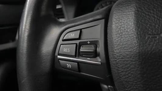 BMW 5 Series (F10) 520d 2013 31