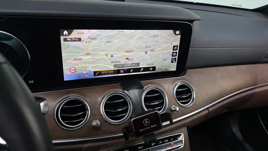 Mercedes-Benz E-Class W213 E250 2020 15
