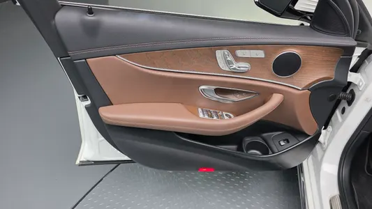 Mercedes-Benz E-Class W213 E250 2020 24