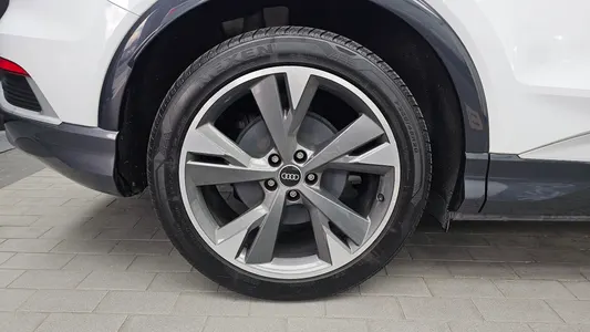 Audi Q4 e- (F4) 40 2022 5
