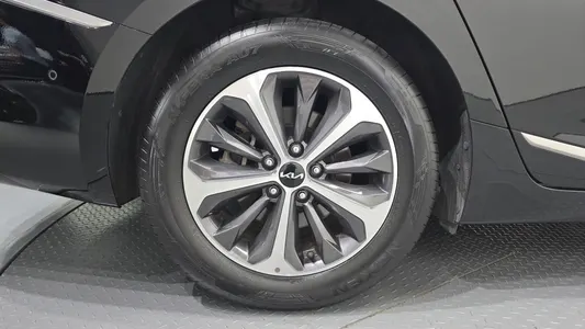 Kia K8 2022 5