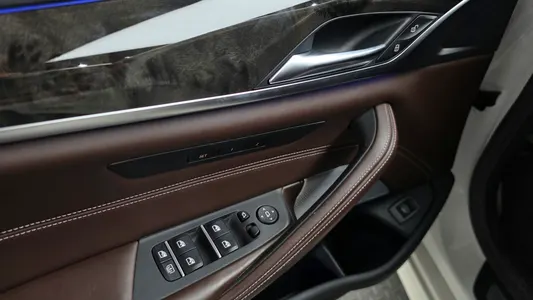 BMW 5 Series (G30) 540i xDrive M 2018 19