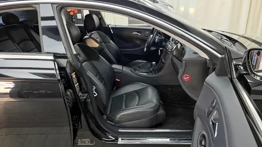 Mercedes-Benz CLS-Class W219 CLS63 AMG 2007 11
