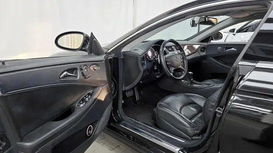Mercedes-Benz CLS-Class W219 CLS63 AMG 2007 9
