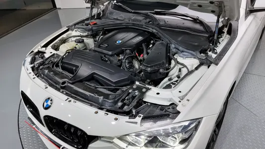 BMW 3 Series (F30) 320d 2017 6