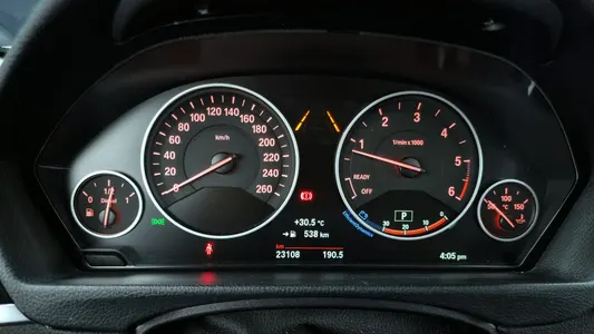 BMW 3 Series (F30) 320d 2017 8