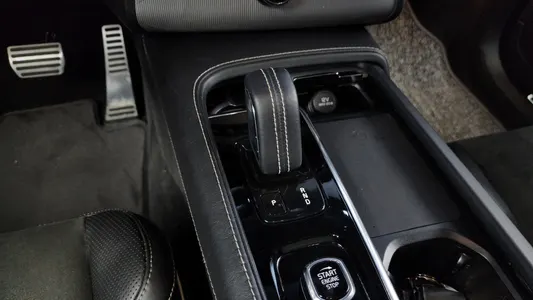 Volvo XC90 2 T8 R- 2021 9