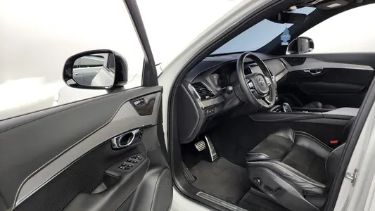 Volvo XC90 2 T8 R- 2021 10