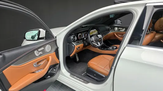 Mercedes-Benz E-Class W213 E350 4MATIC AMG Line 2020 10