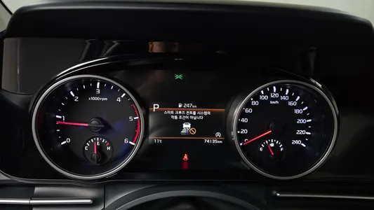 Kia Carnival 9 2021 8