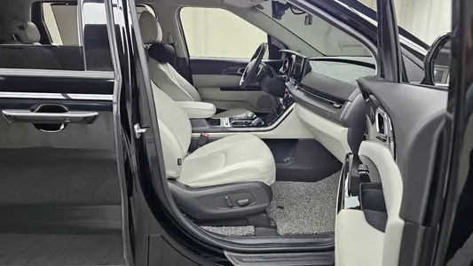 Kia Carnival 9 2021 11