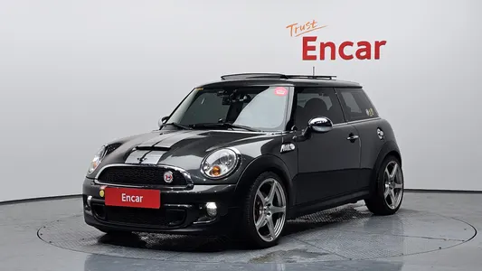 MINI S 2010