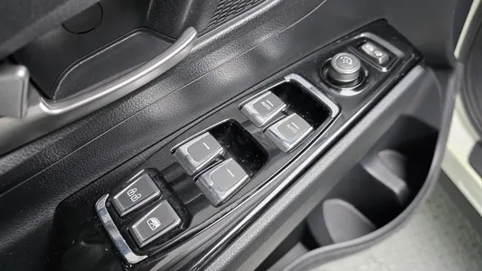 KG Mobility 뷰티풀 코란도 1.5 2WD C5 2021 12