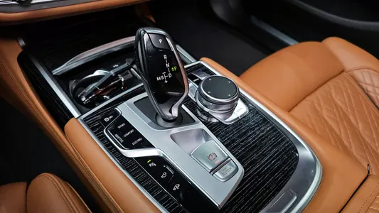 BMW 7 Series (G11) 740Li xDrive M 2022 9