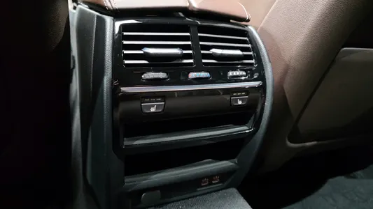 BMW 5 Series (G30) 520d 2020 18