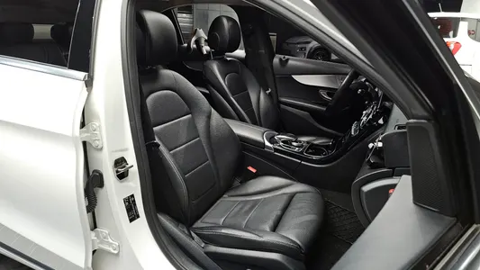 Mercedes-Benz C-Class W205 C220 d 2018 10