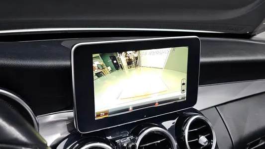 Mercedes-Benz C-Class W205 C220 d 2018 16