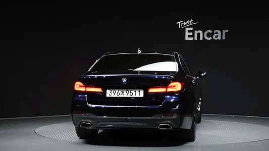 BMW 5 Series (G30) 530i M 2021 4