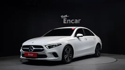 Mercedes-Benz A-Class W177 A220 2022