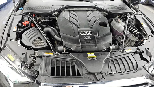 Audi A8 (D5) 55 TFSI LWB 2021 6