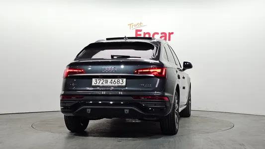 Audi Q5 (FY) 45 TFSI 2023 4